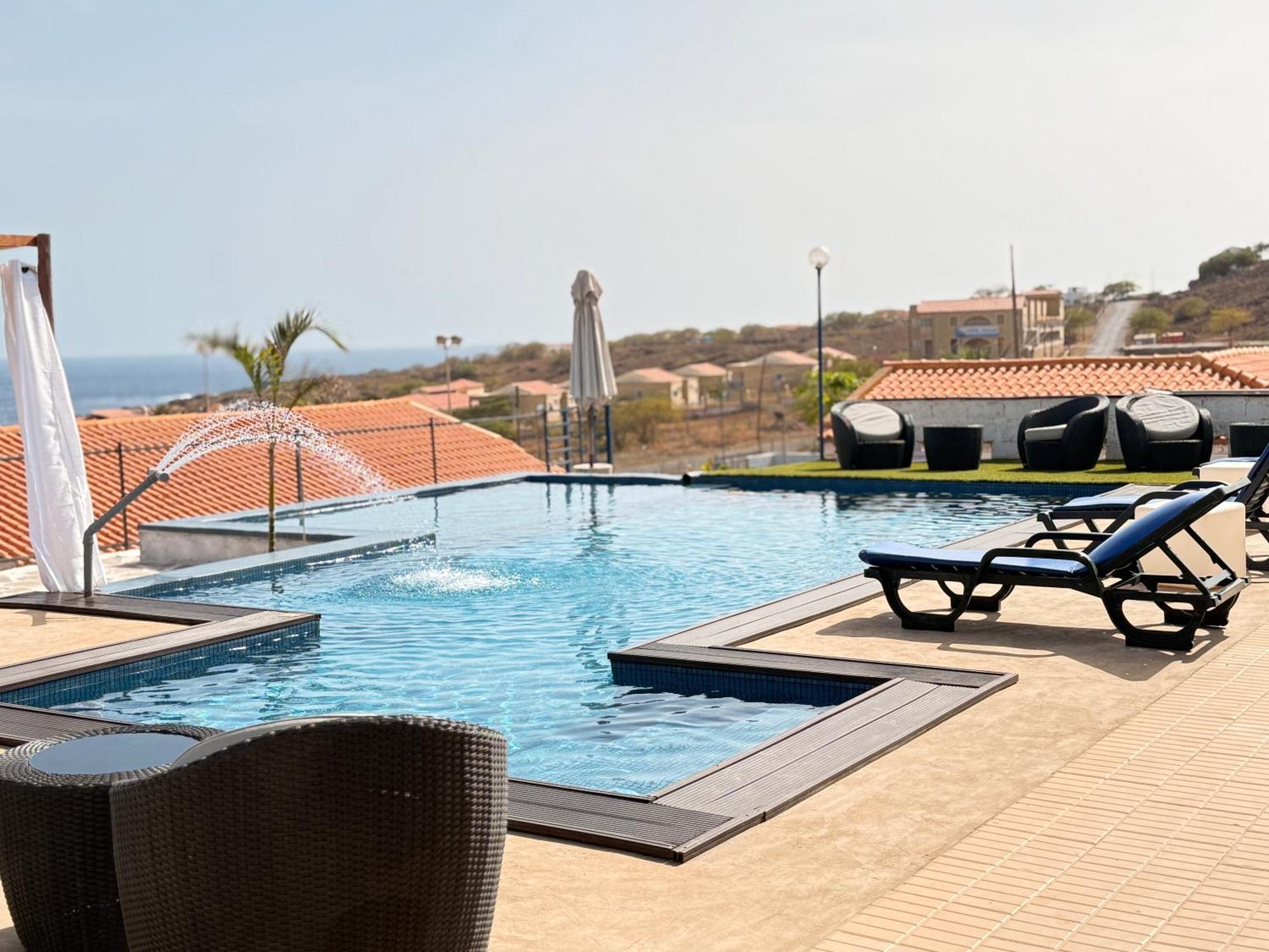 Апартаменты Encosta Azul Cidade Velha Экстерьер фото